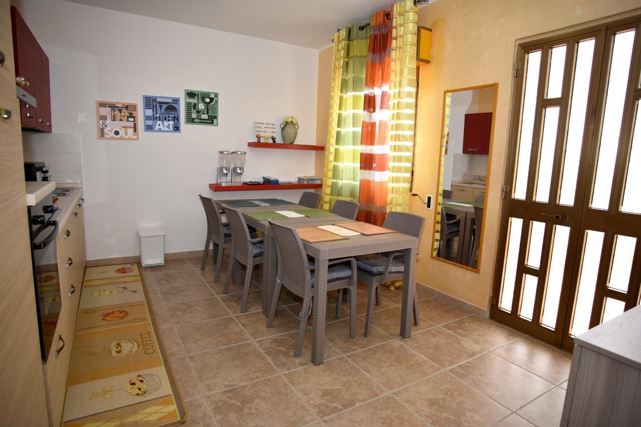 פורטו צ'זראו Villa Marzia מראה חיצוני תמונה